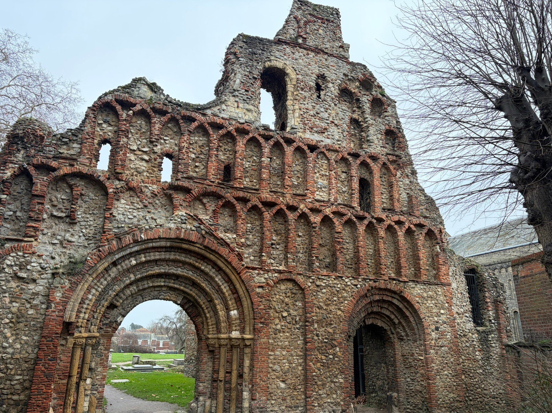 St. Botolph's Priory-科尔切斯特必去景点
