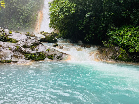 Blue Falls of Costa Rica-Bajos del Toro必去景点