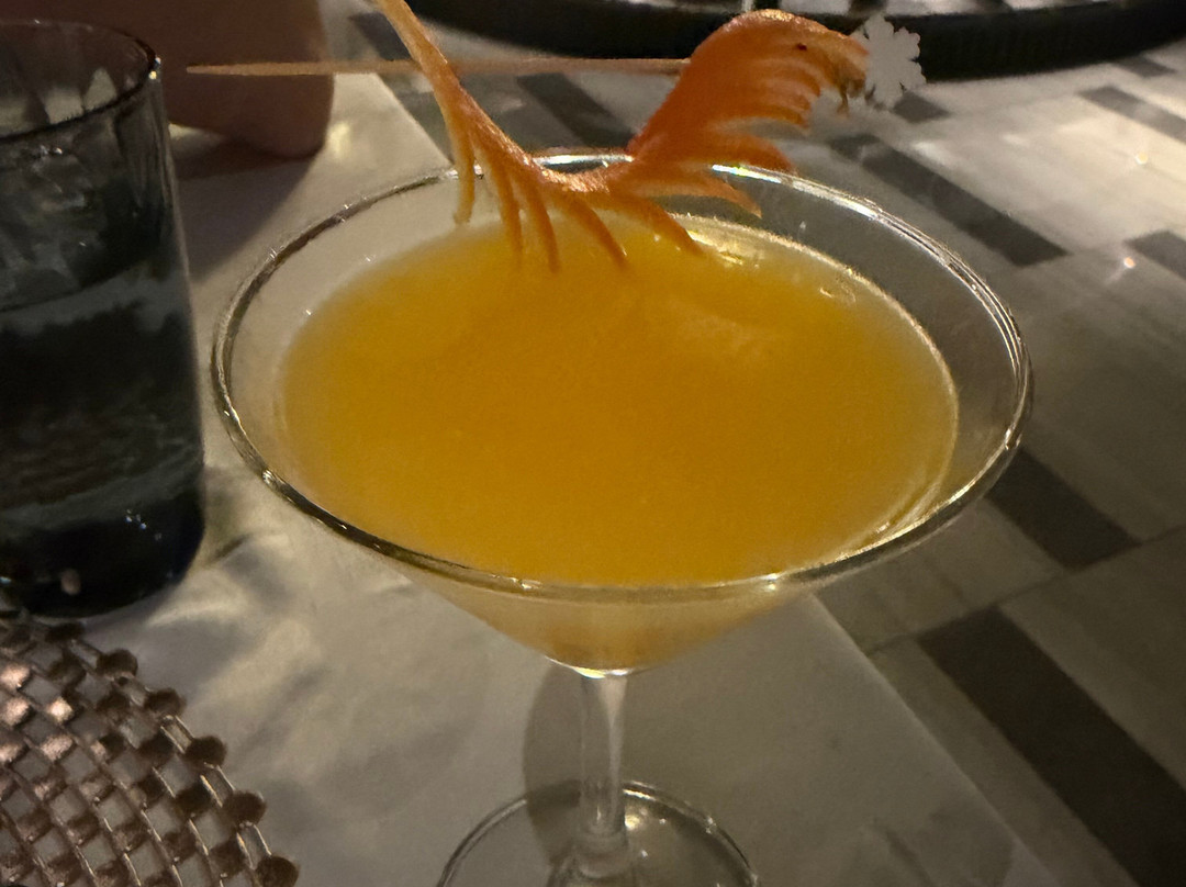 Elite of the Seas-下龙湾必去景点