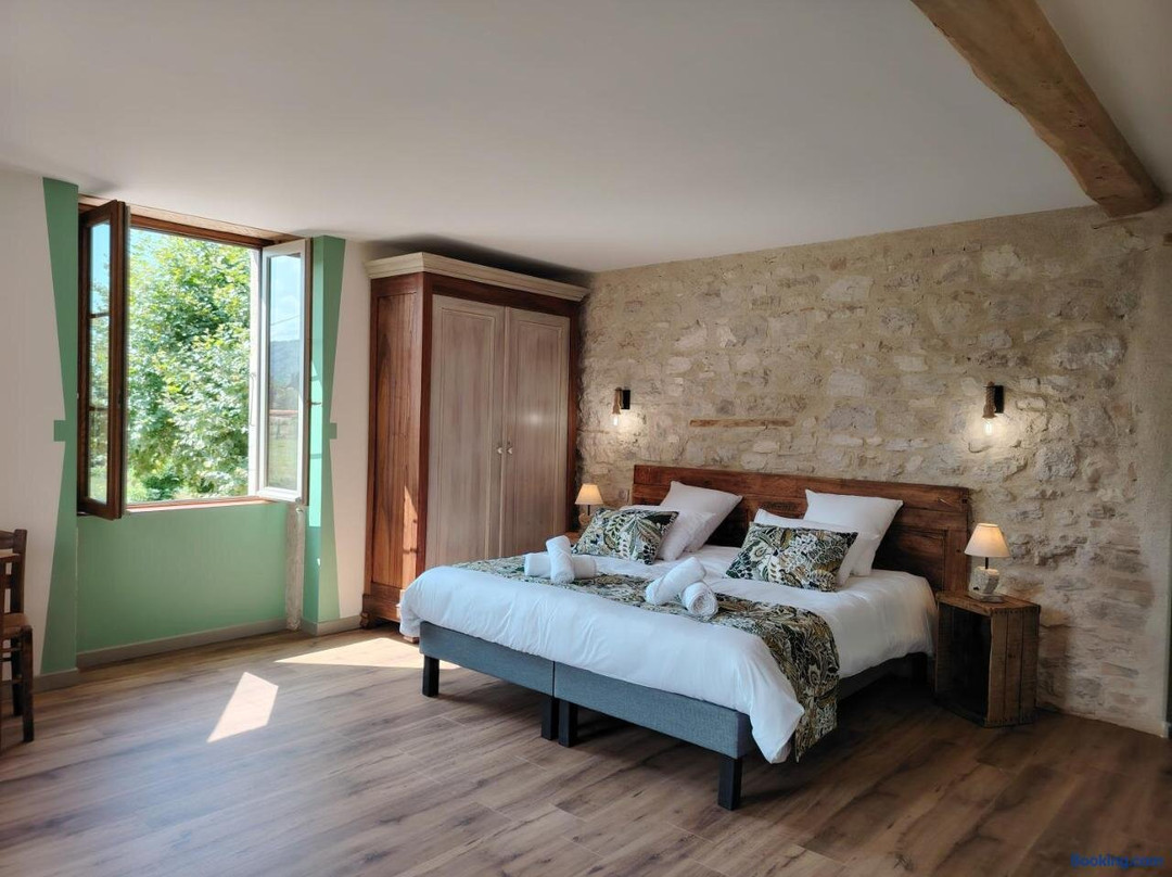 Gîtes et Chambres d'Hôtes Le Vieux Chêne