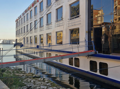 Mövenpick Ms Royal Lily Nile Cruise-卢克索必去景点