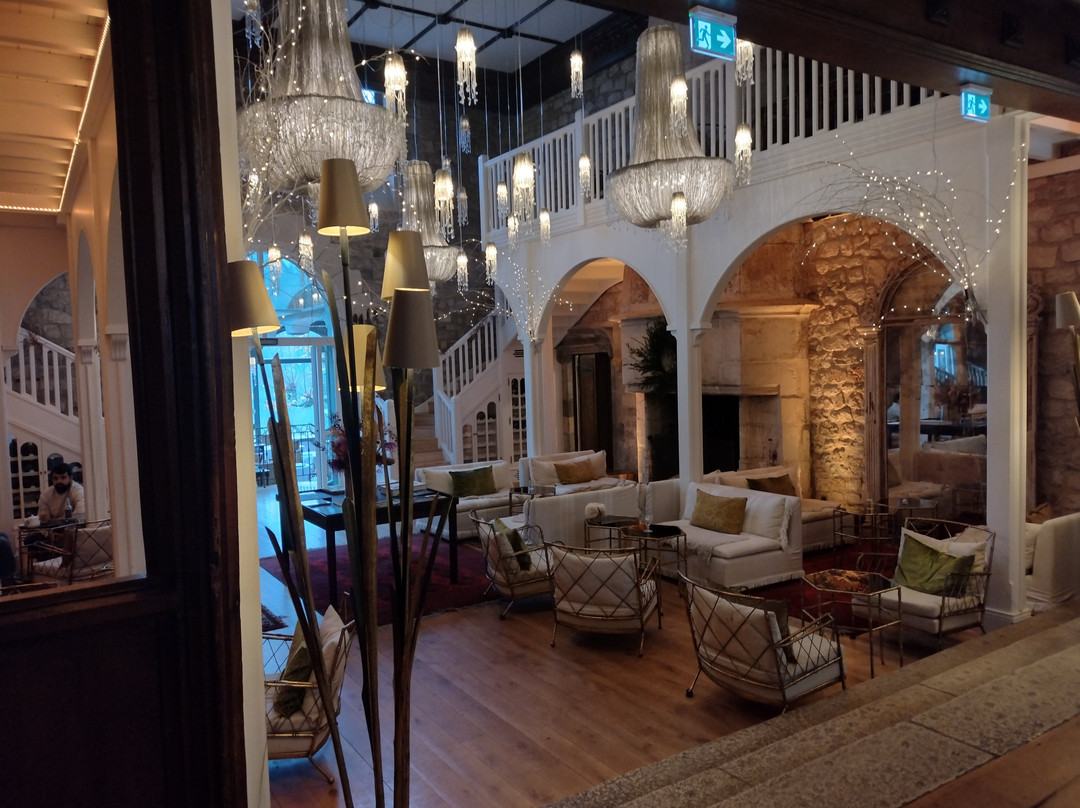 Brindos, Lac & Château主图