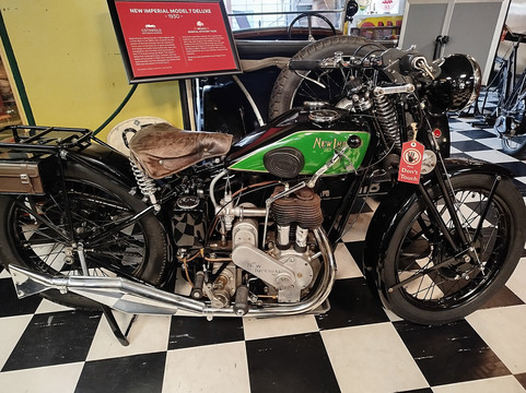 科茨沃尔德汽车博物馆-水上伯顿必去景点