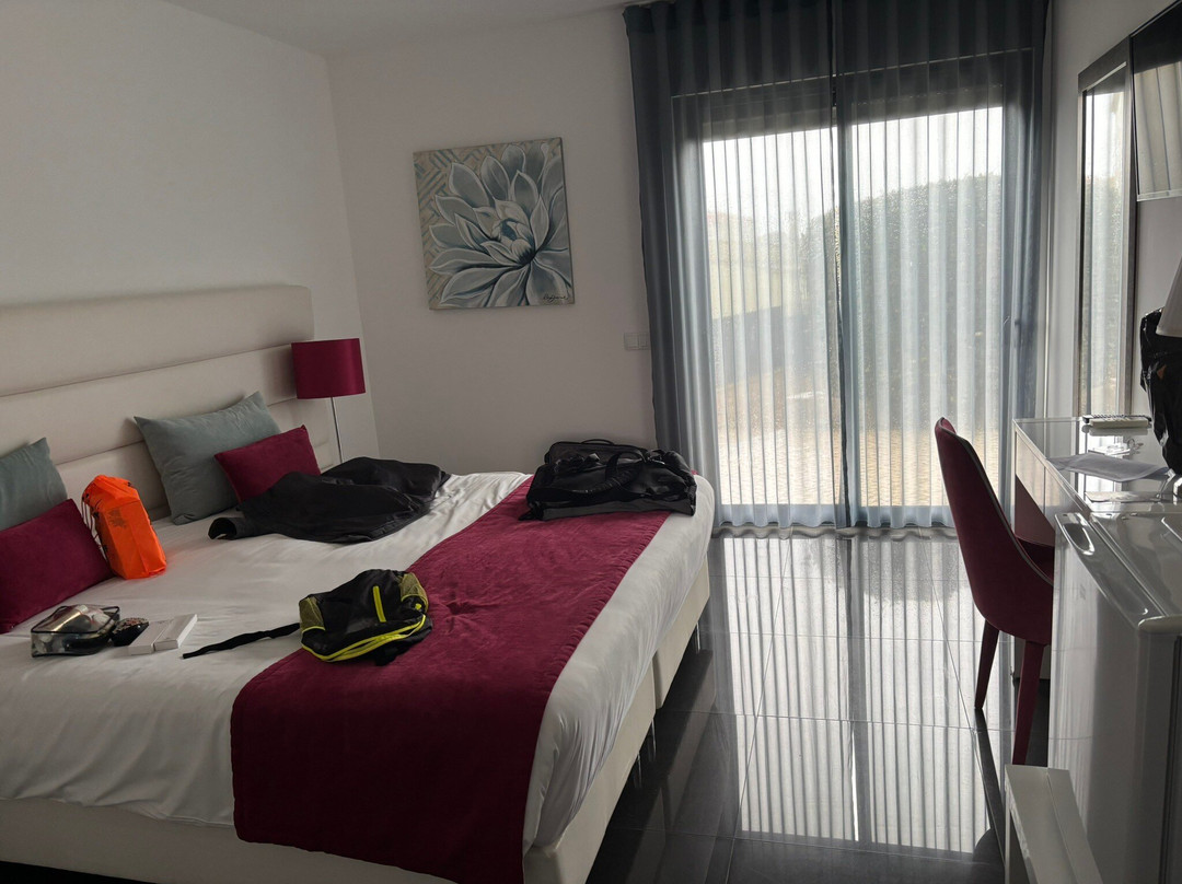 阳光田野旅馆 - 限成人主图