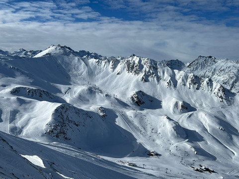 阿尔维塔皮兹塔斯那酒店主图
