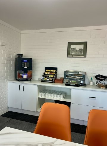 巴瑟尔顿汽车旅馆-餐饮