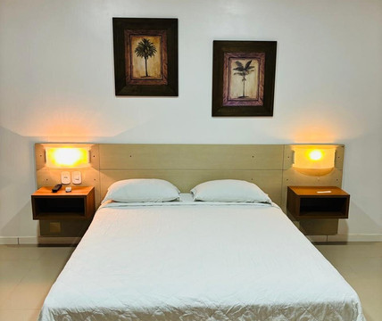 瑟塔意科特酒店主图