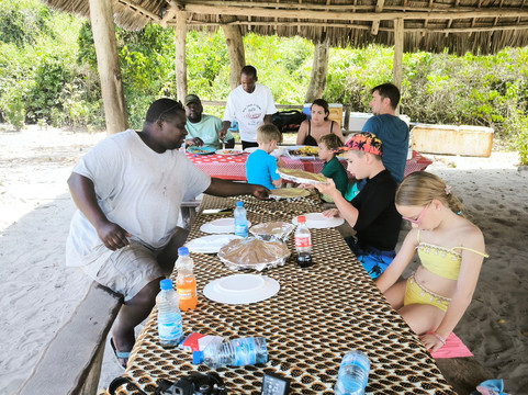 Zanzibar Prime time Tours & Safaris-石头城必去景点