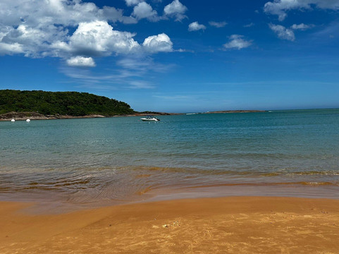 Bacutia Beach-瓜拉帕里必去景点