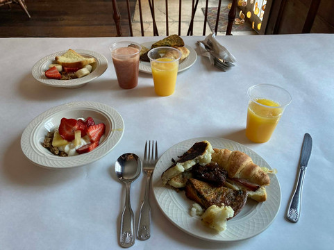 郊游住宿加早餐旅馆主图