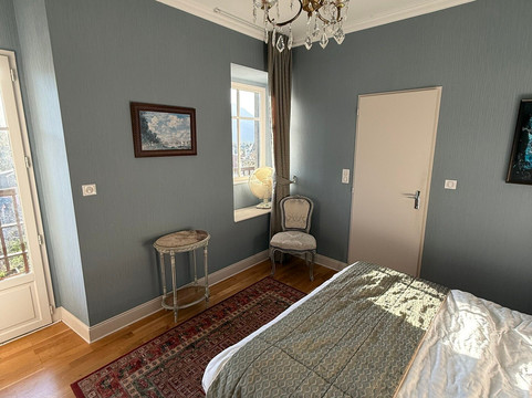 罗吉斯比塞塔酒店主图