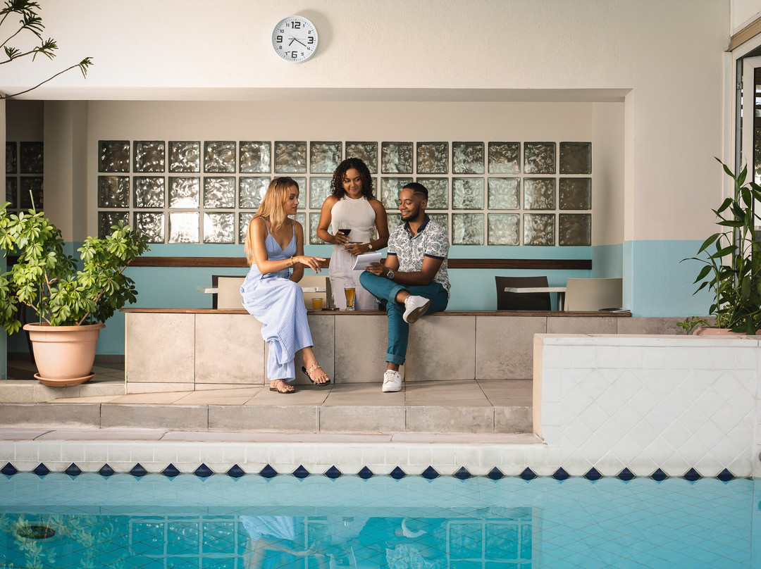 奥斯特拉尔酒店主图