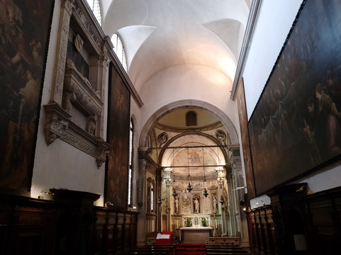Cattedrale di San Pietro Apostolo-特雷维索必去景点