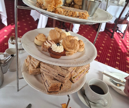 法灵顿旅舍酒店主图