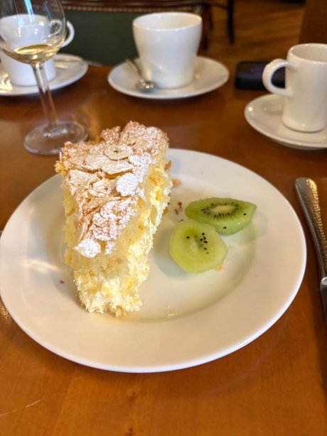 加托斯维固特斯塔勒酒店-官方