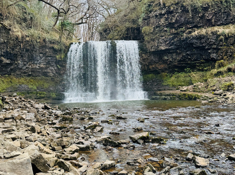 Sgwd yr Eira-布雷肯比肯斯国家公园必去景点