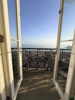 布莱顿大酒店主图