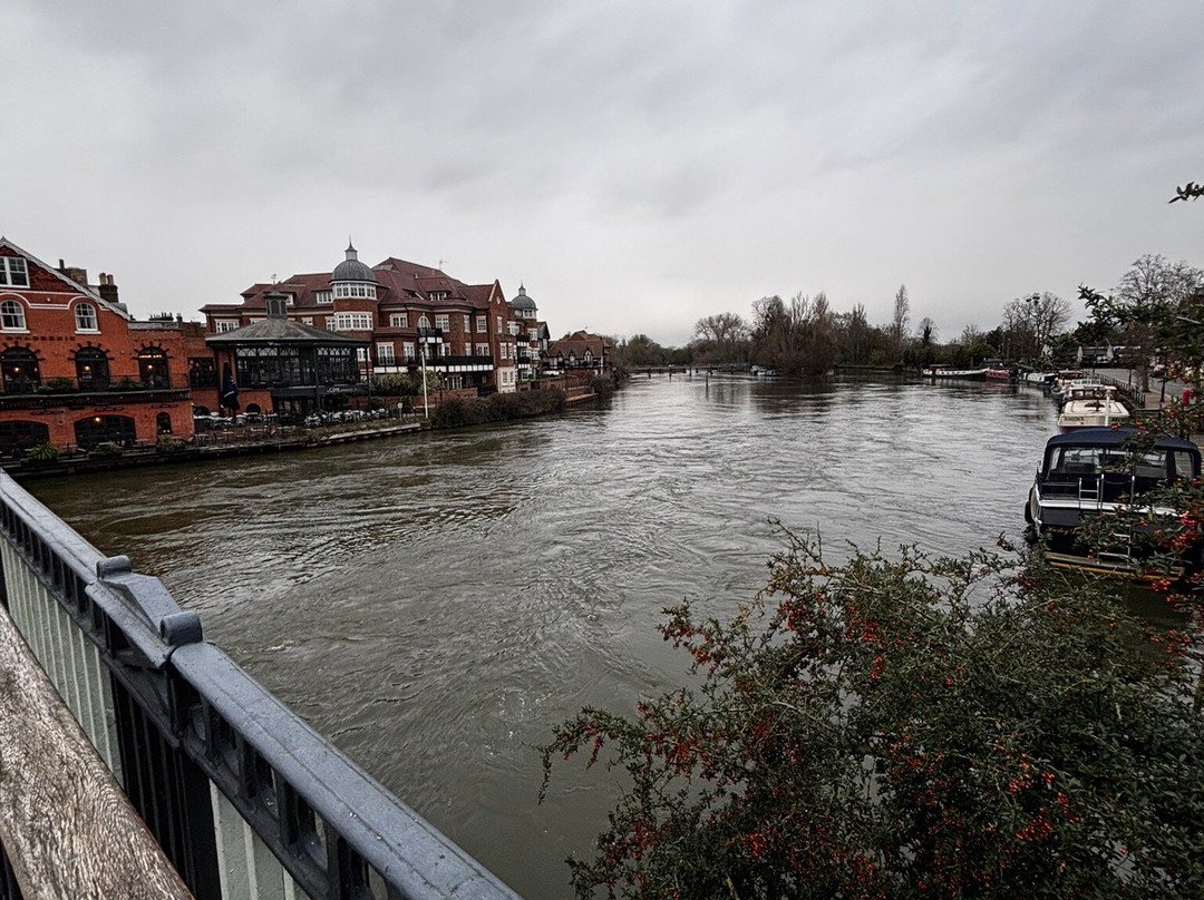 克里斯托弗·雷爵士水疗酒店主图