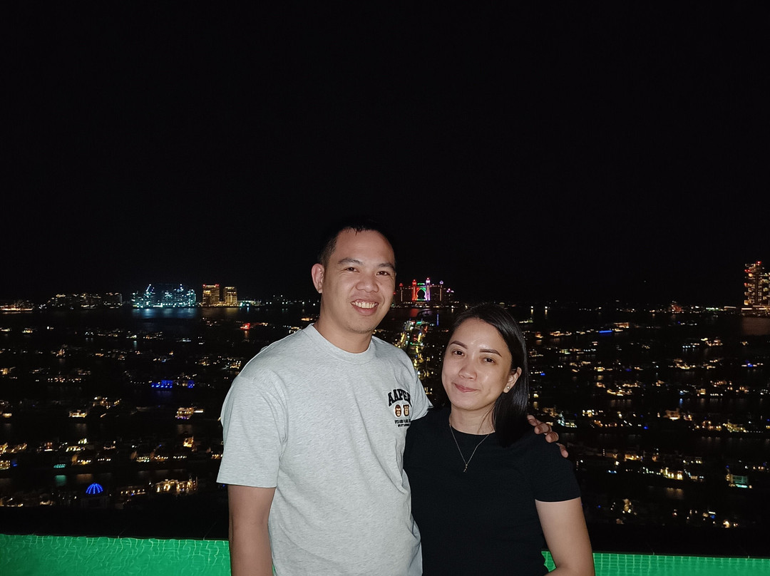 AURA SKYPOOL-迪拜必去景点