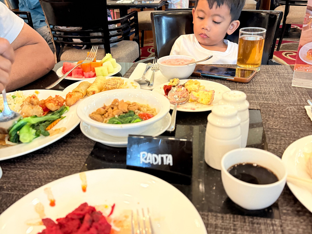 雷德托普酒店主图