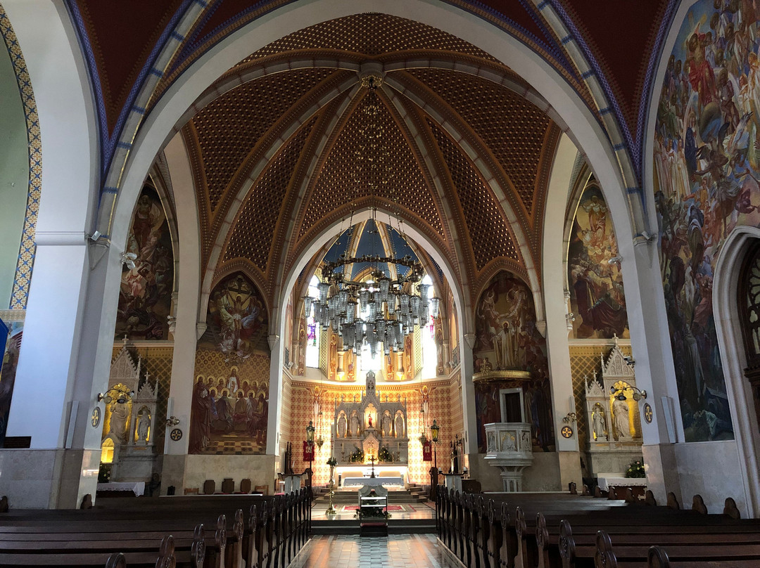 St. Martin's Parish Church-布莱德必去景点