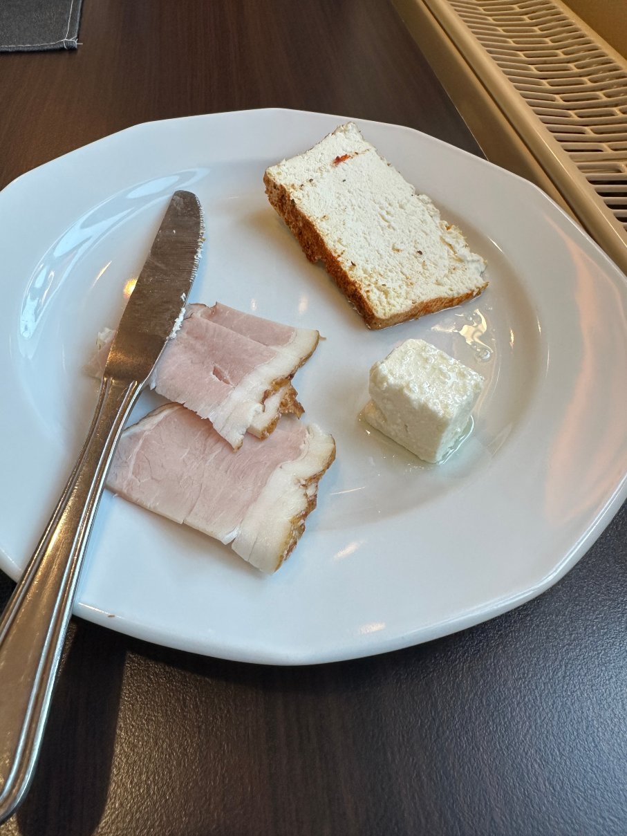 Aura - Hotel & Restaurant & Sauna-旅行者