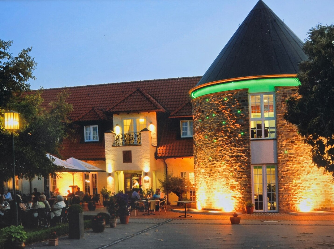 蓝舒弗庄园酒店主图
