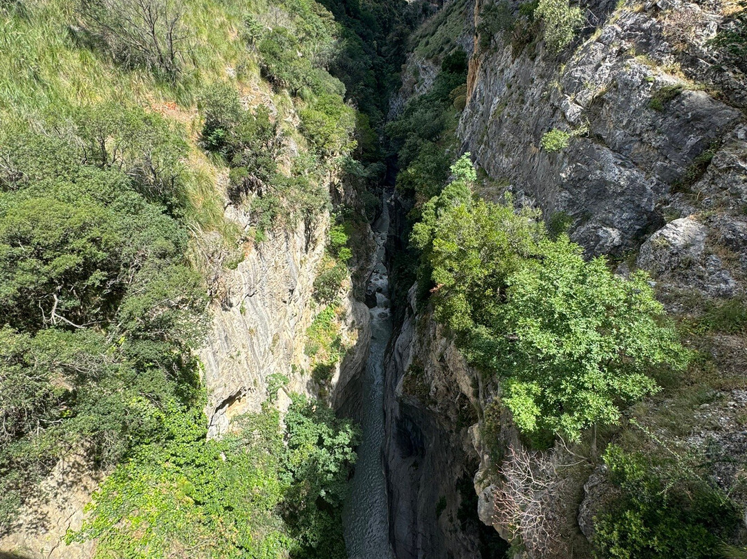 Il Ponte Del Diavolo-Civita必去景点