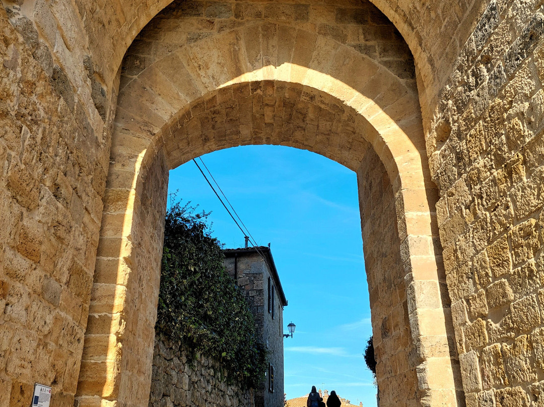 Porta Franca-蒙特里久尼必去景点