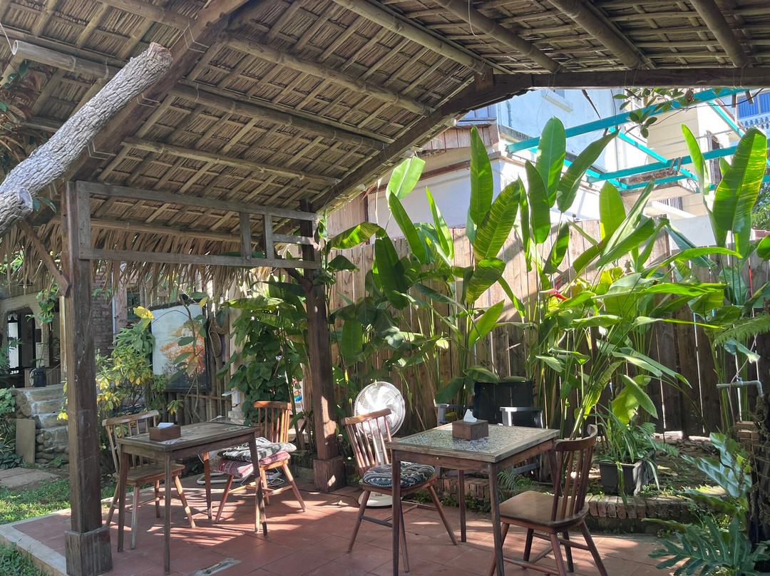 Silent Cafe & Food