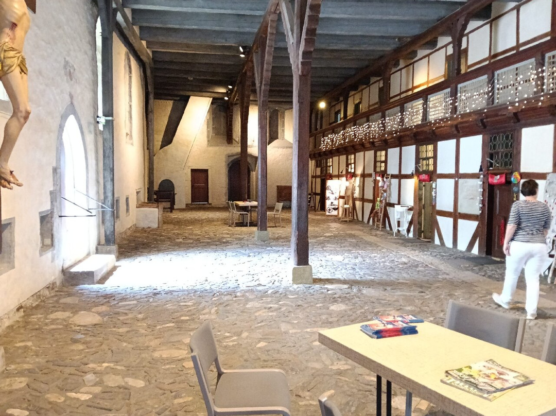 Kunsthandwerk Im Grossen Heiligen Kreuz-戈斯拉尔必去景点