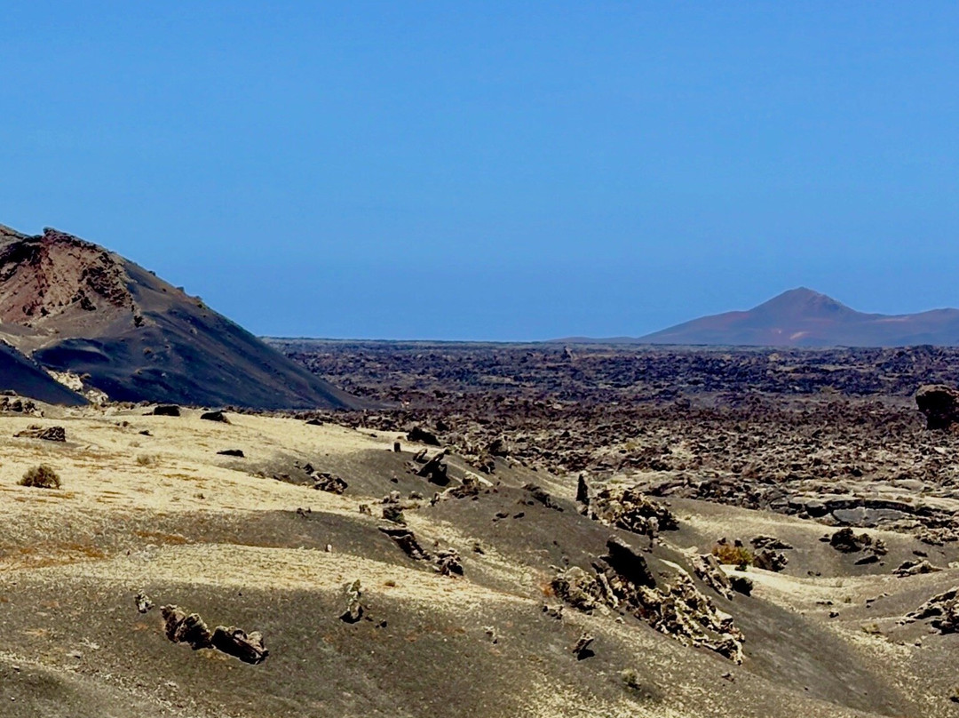 Volcan El Cuervo-La Asomada必去景点