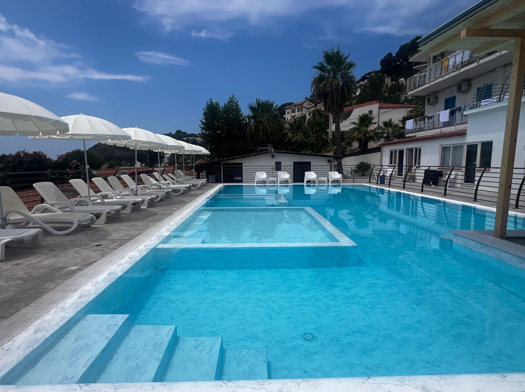 Ninfa Sul Mare Apartments