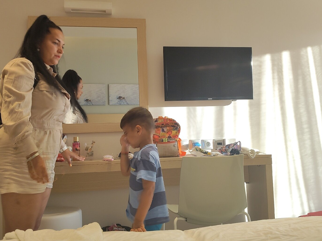 Kalogria Beach Hotel主图