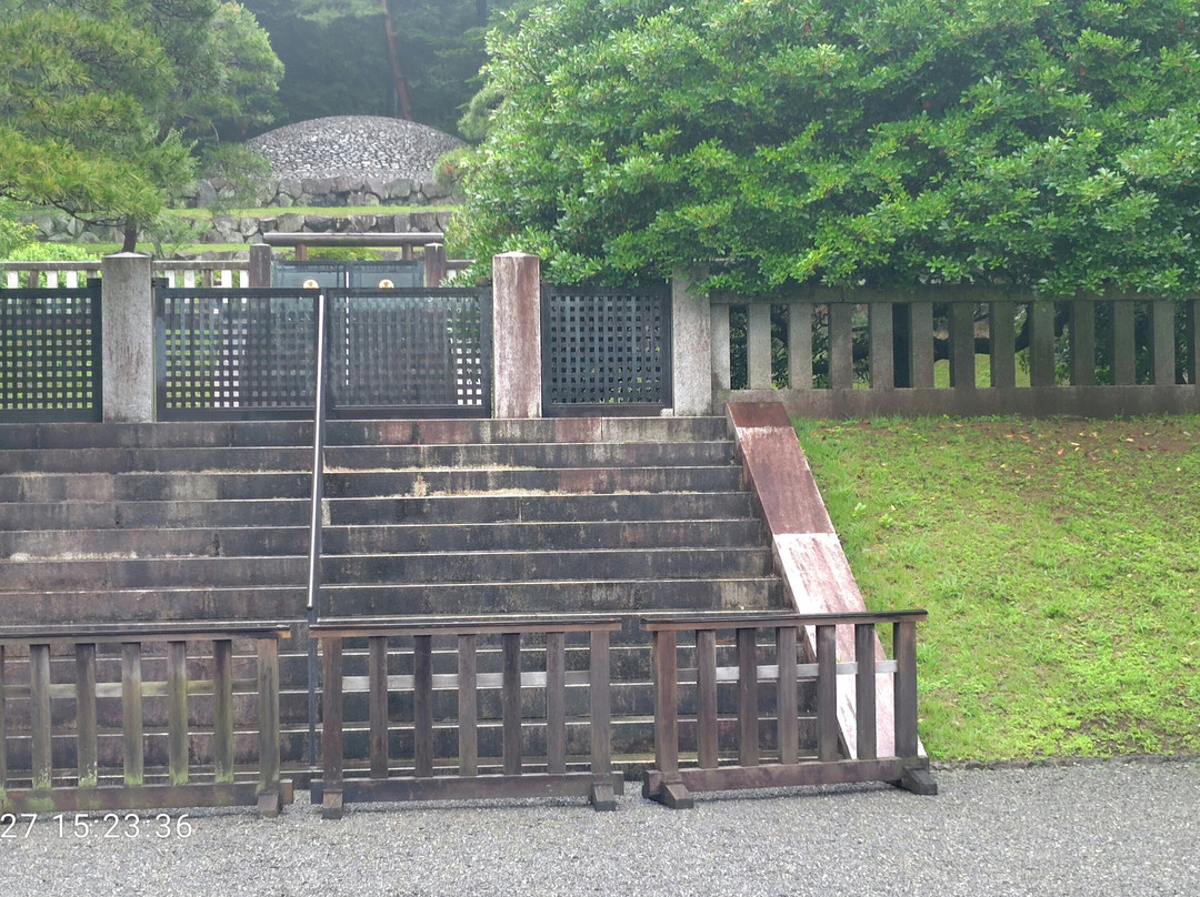 Musashi Imperial Graveyard-八王子市必去景点