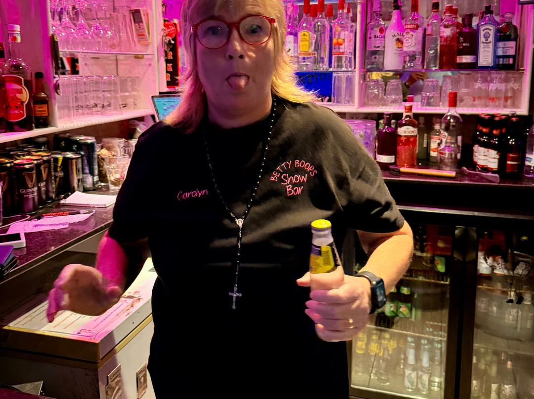 Betty Boops Show Bar-提亚必去景点