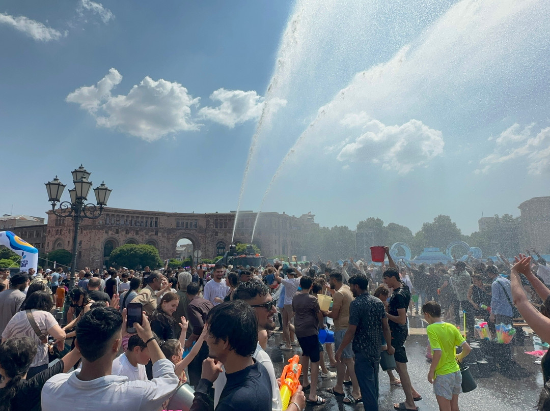 Republic Square-埃里温必去景点