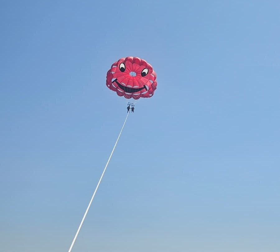 Calipso Experience Parasailing & Boat-Torre Vado必去景点