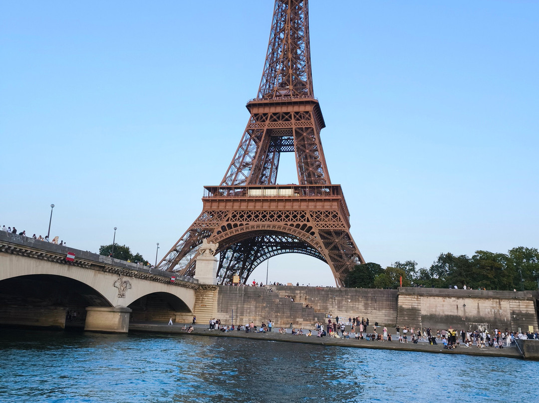 Péniche Le Grand Bleu-巴黎必去景点