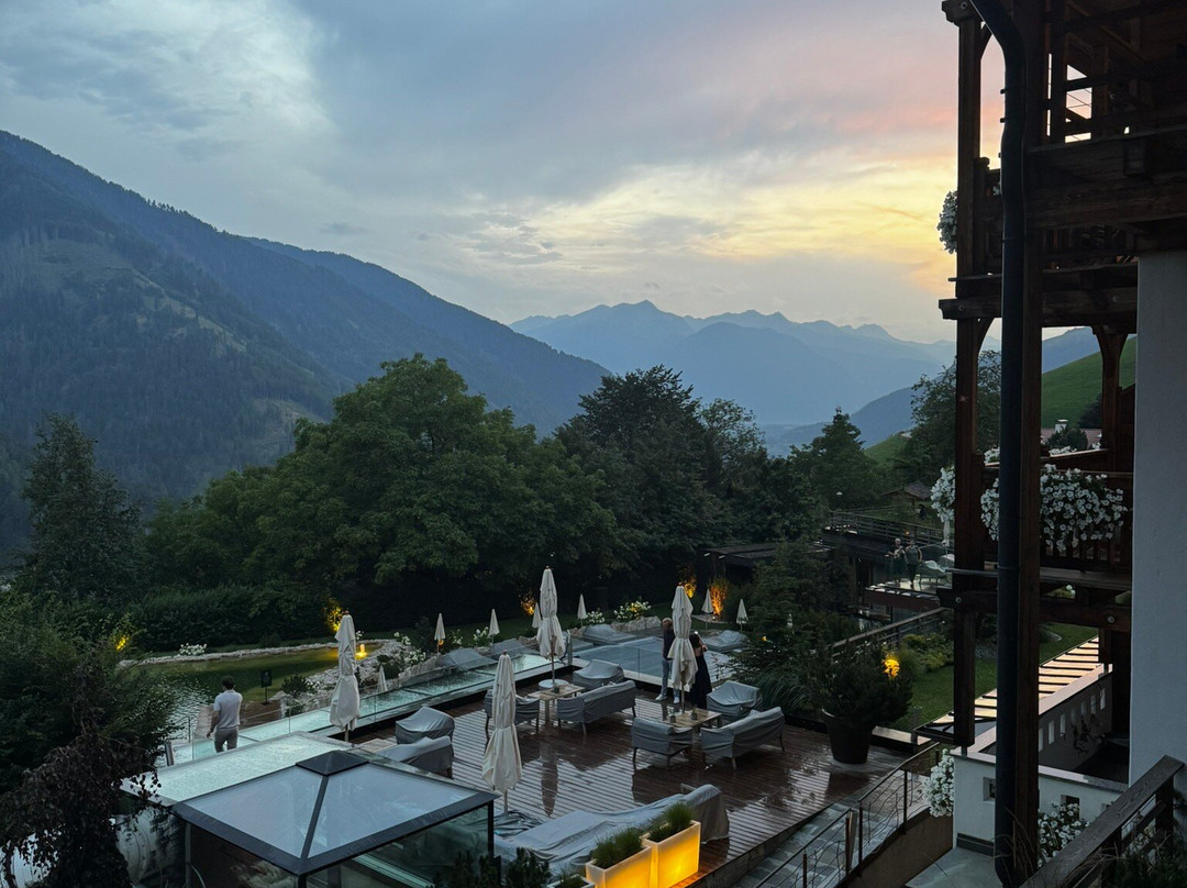 Familyhotel Sonnwies Dolomites主图