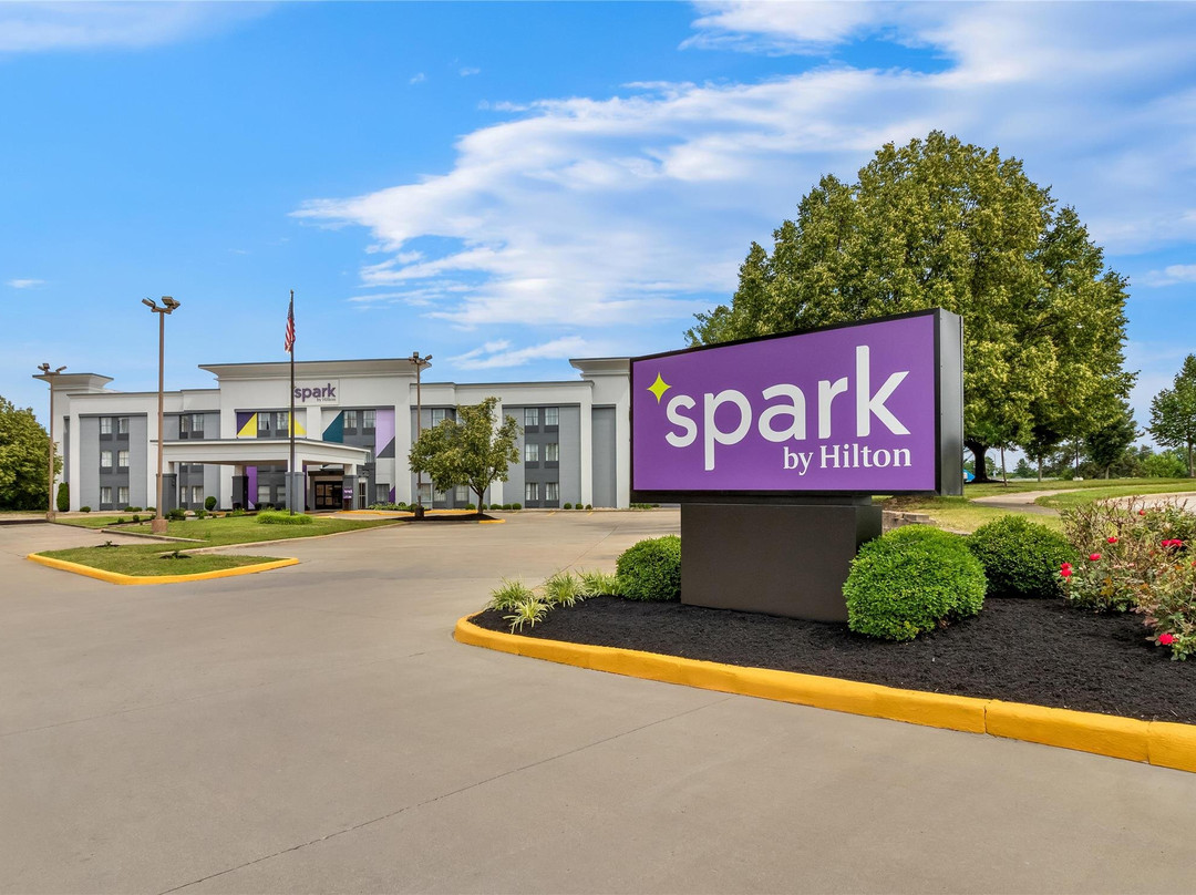 Spark by Hilton Dayton Fairborn主图