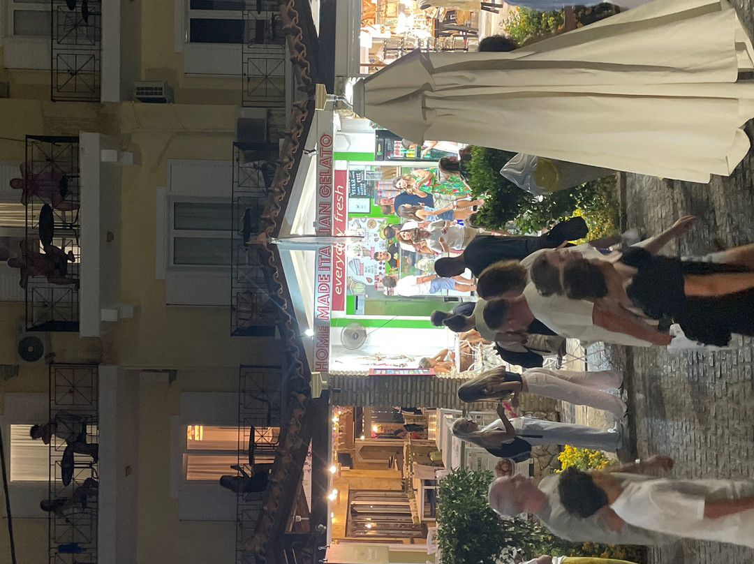 Arte Italiana Gelateria