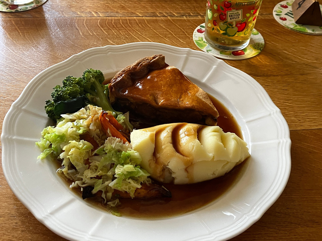 Cowper's Oak Pub-Weston Underwood必去景点
