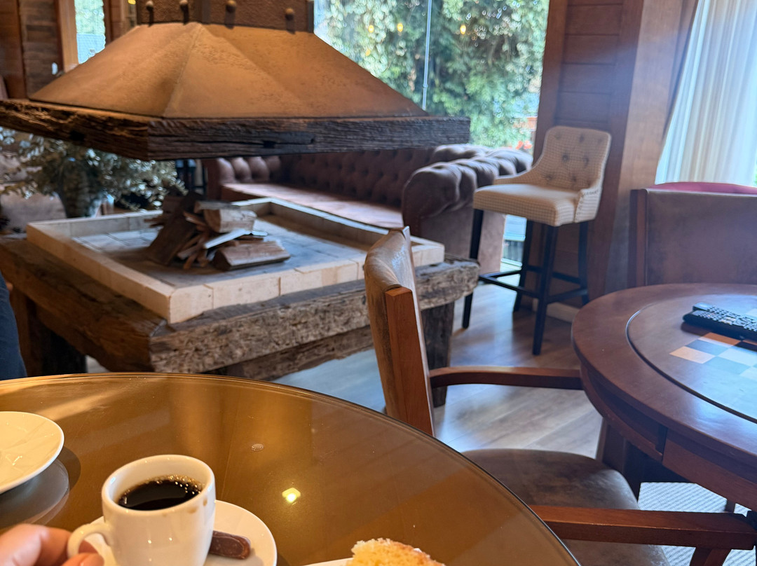 穆勒大叔小屋酒店主图