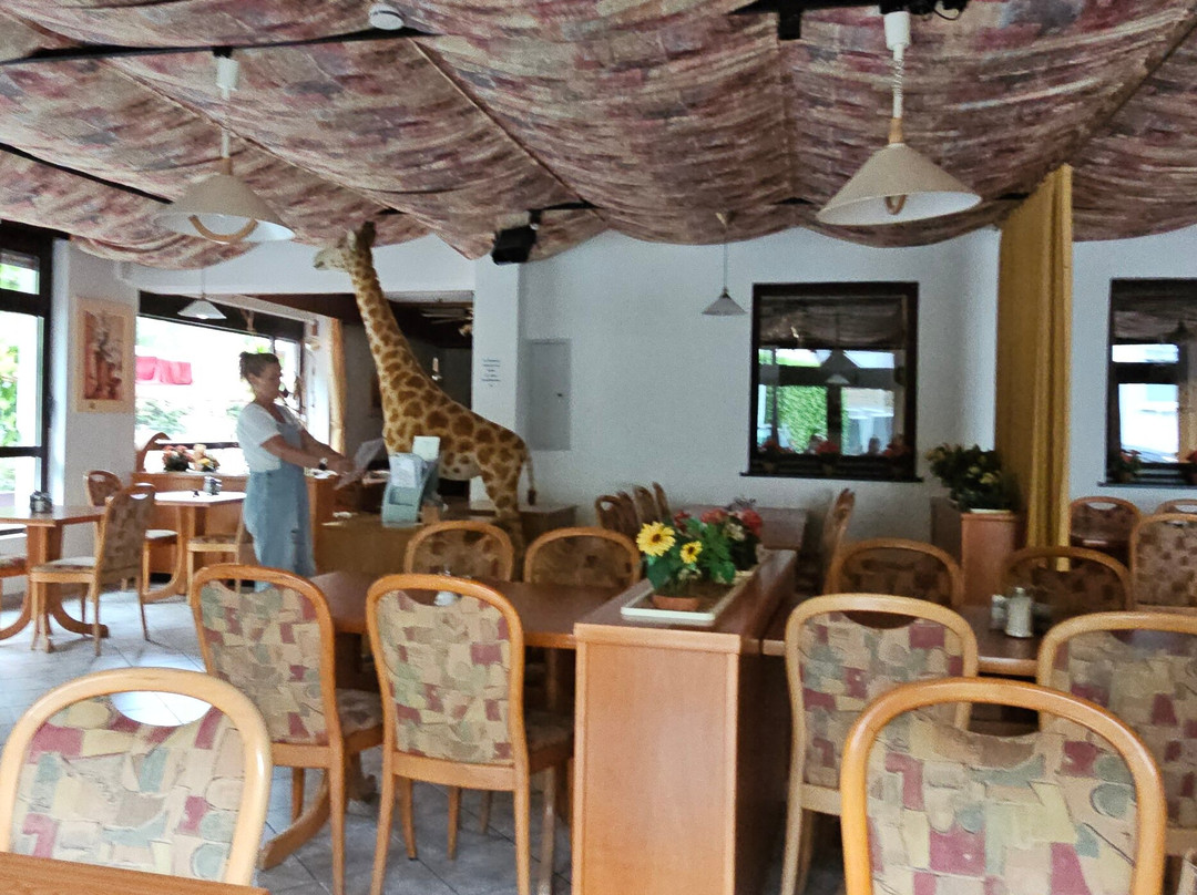 瓦尔地科莫斯二酒店主图