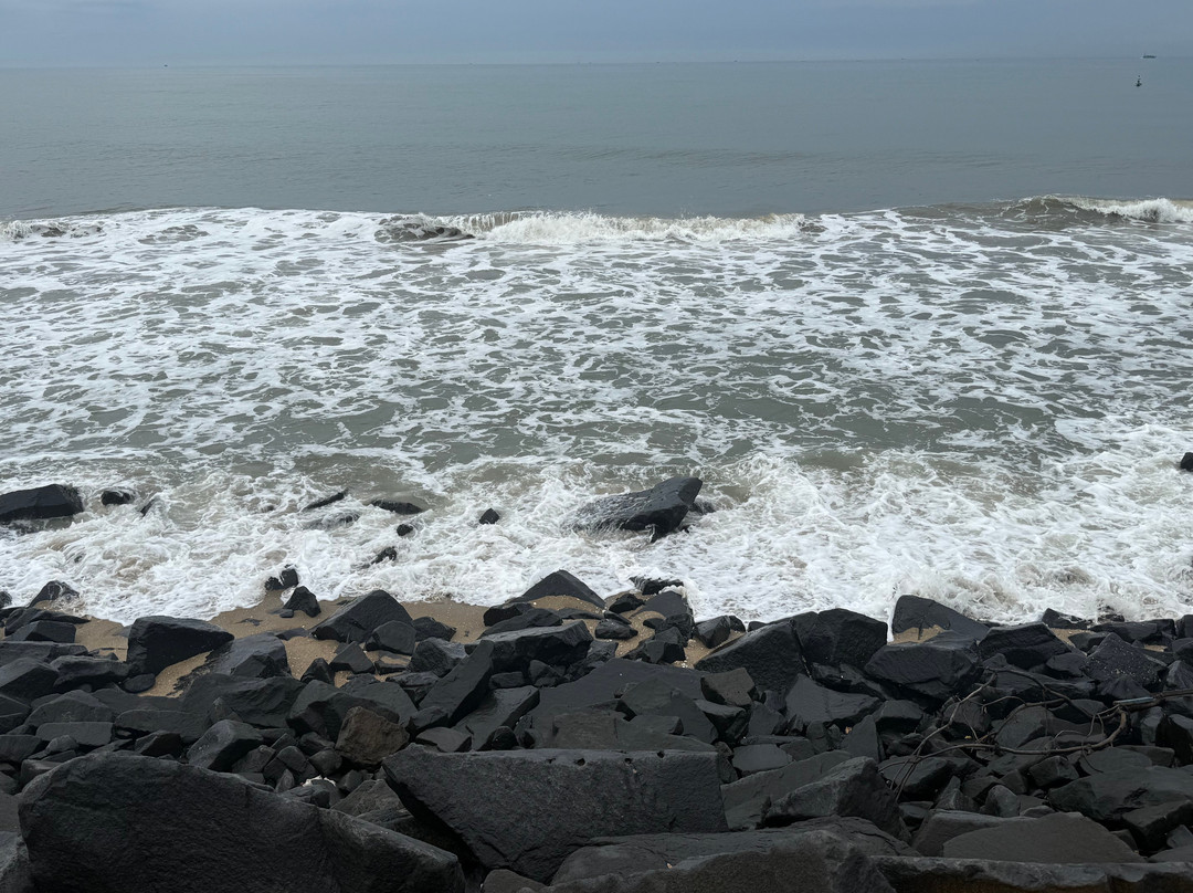 Seaside Promenade-朋迪榭里必去景点