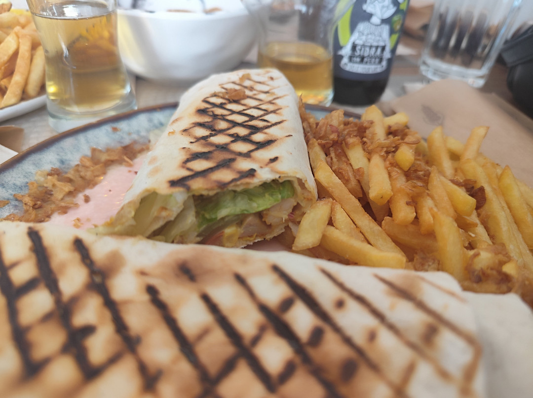 Forma Rolo - Shawarma Kebab Restaurant