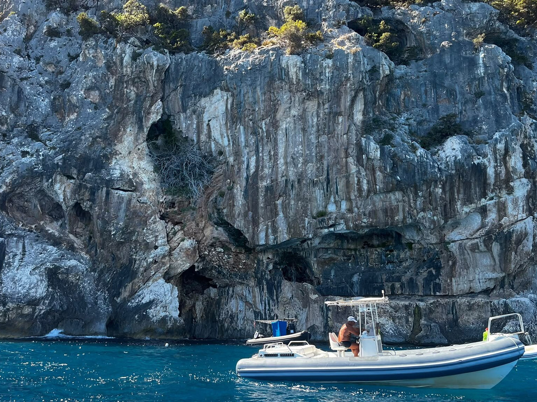Sardinia Boat Eastperience-La Caletta必去景点