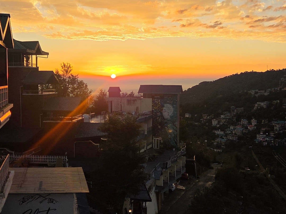 胡斯塔高山度假酒店主图
