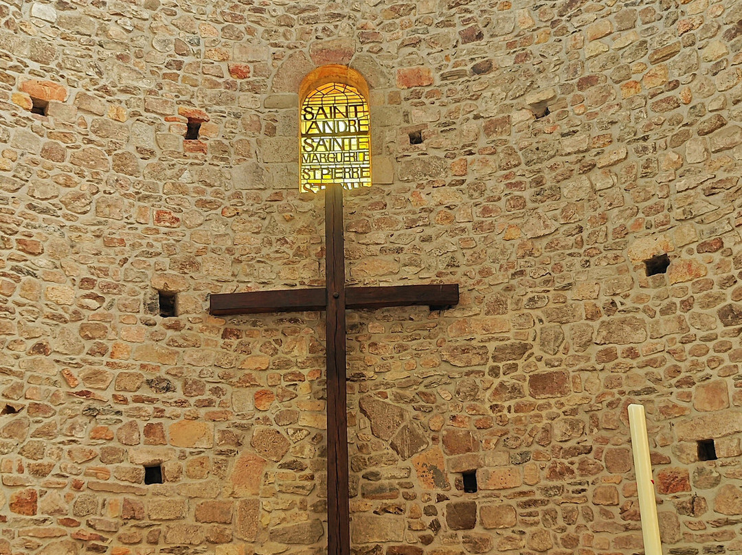 Abbatiale Saint-Pierre-et-Saint-Paul-Evaux-les-Bains必去景点